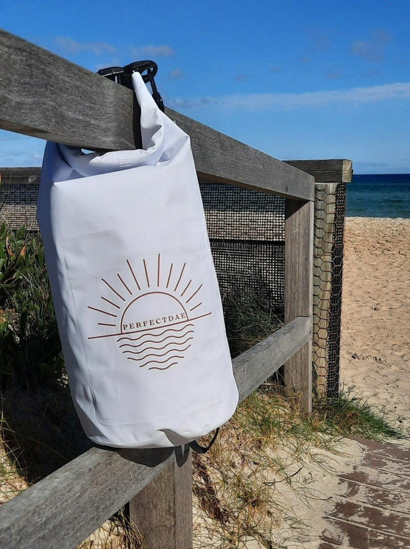 White Lockable Dry Bag – Portable Traveling Bag for Beach, sports, adventure